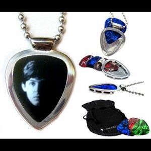 Pickbay Guitar Pick Holder + Paul McCartney Pick MACCA young Beatle portrait NEW
